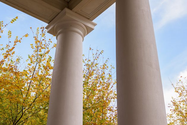 Campus-102916 Building columns