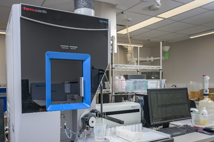 A photo of equipment in the lab.