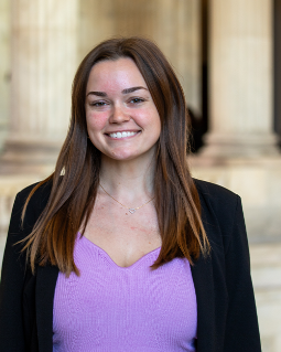 Portrait of Alum Jenna Mayhew