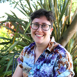 Headshot photo of Evelyn Milburn