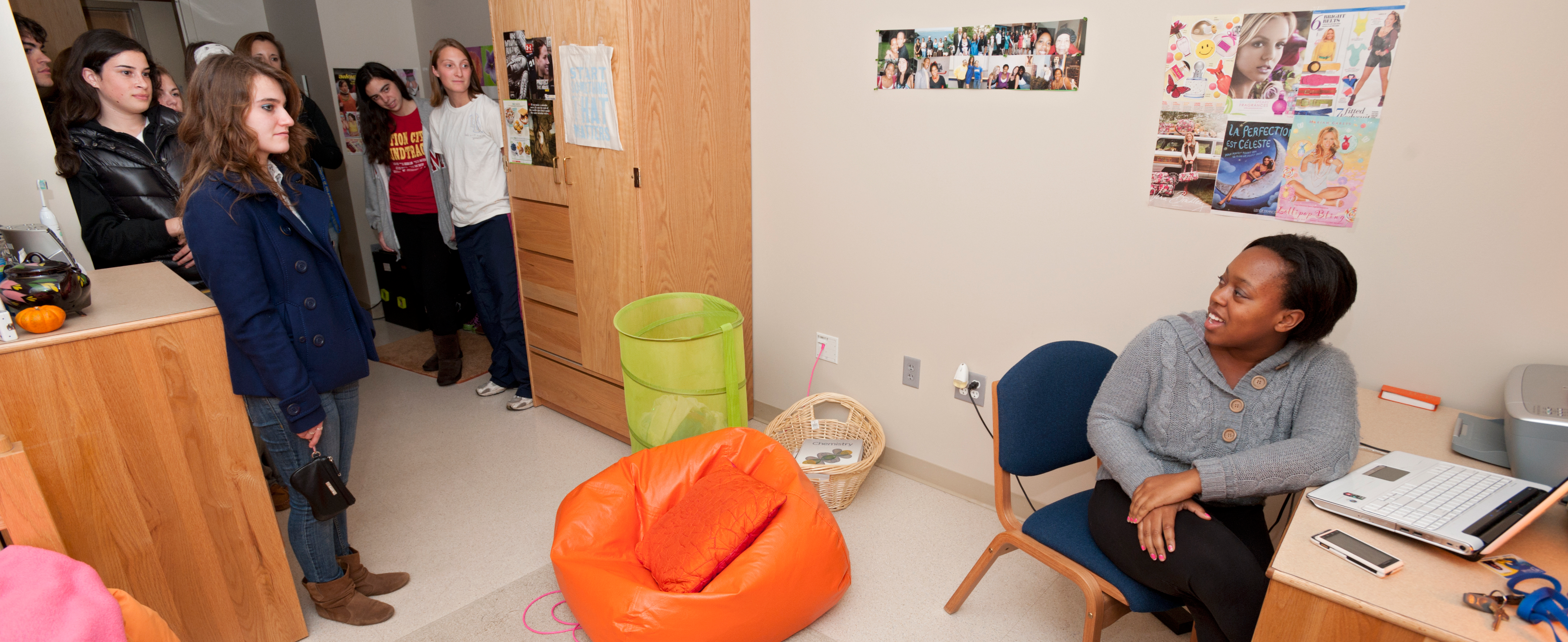 students in a room in James Smith/Thomas McKean