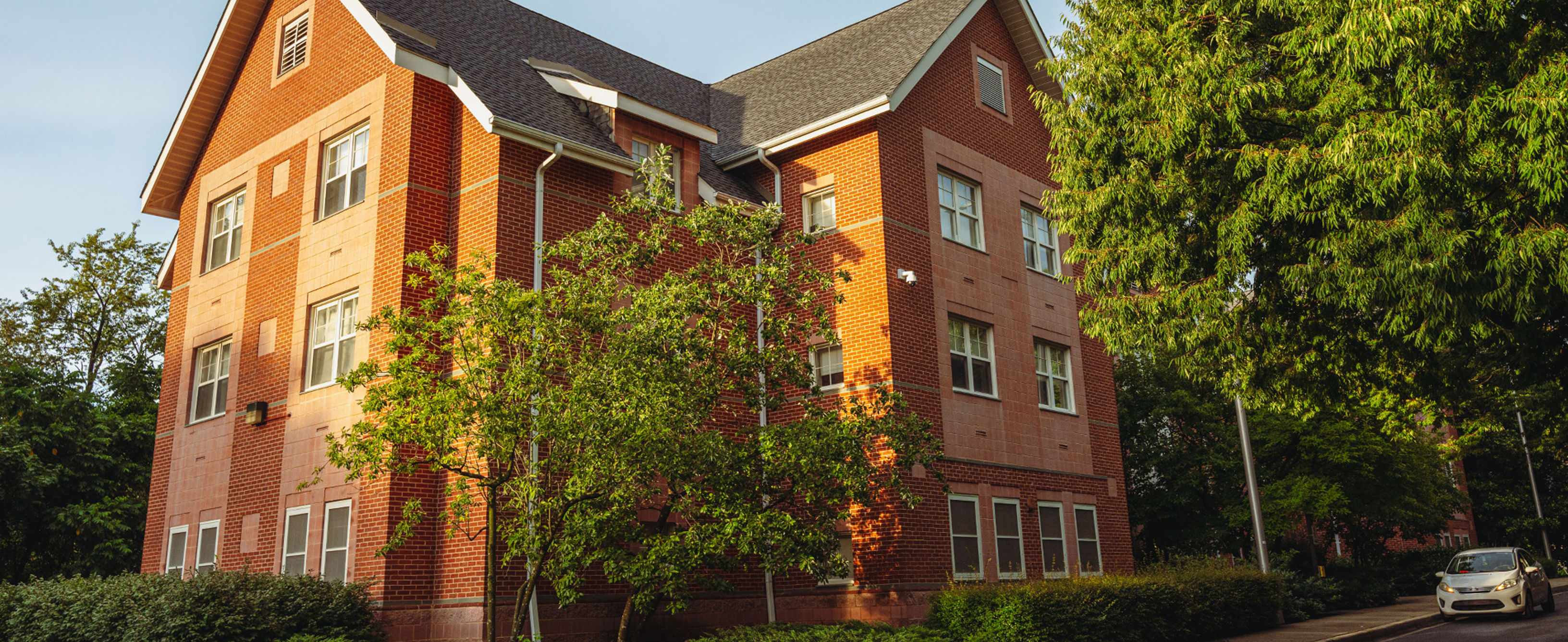 The exterior of Ray Street from the corner