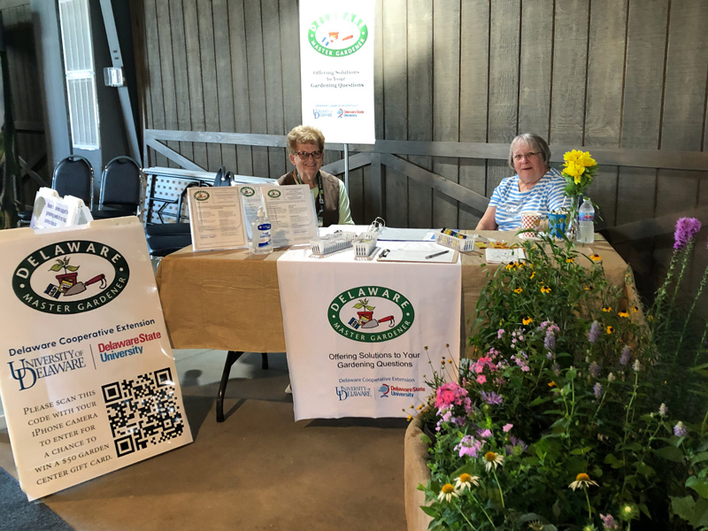 Cooperative Extension trained Delaware Master Gardeners — volunteers who provide research-based horticultural education, guidance, and resources — answer questions at the 2022 State Fair.