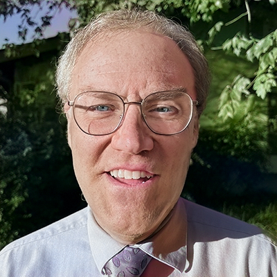 Headshot photo of David Edwards