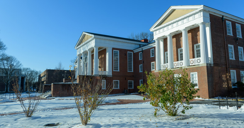 Campus-Winter-121820