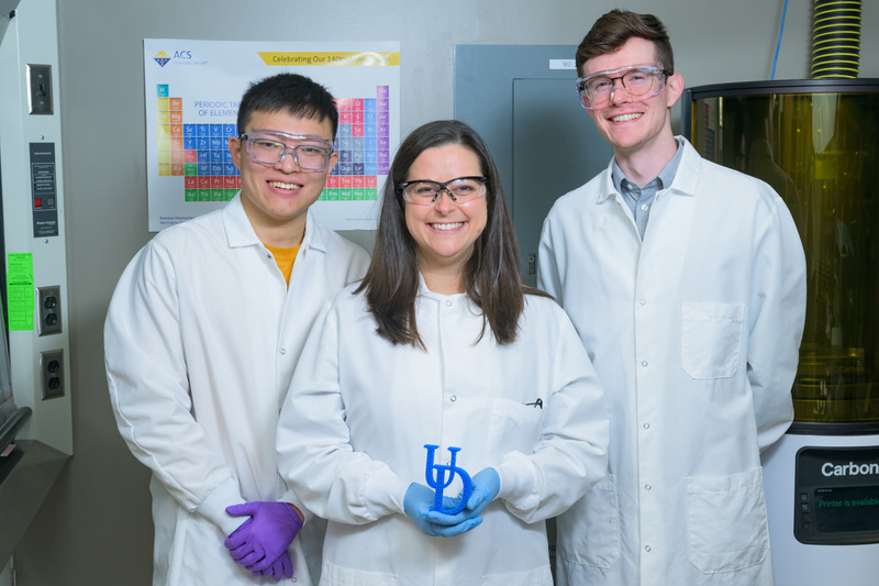 University of Delaware Assistant Professor Catherine Fromen (center) and colleagues have developed a 3D lung model to test the effectiveness of inhalable medicines. Ian Woodward (right), who earned his doctoral degree in chemical and biomolecular engineering at UD in 2023, was instrumental in turning the vision for the UD-developed 3D printed lung model into reality. Woodward developed the design approach for the device, led the implementation of the lattices to represent different areas of the lung, and oversaw the construction of the device and its controls. Yinkui Yu (right), who completed his master’s studies at UD in 2024, played a supporting role, helping to run the experiments and realize the deposition data. University of Delaware Assistant Professor Catherine Fromen (center) and colleagues have developed a 3D lung model to test the effectiveness of inhalable medicines. Ian Woodward (right), who earned his doctoral degree in chemical and biomolecular engineering at UD in 2023, was instrumental in turning the vision for the UD-developed 3D printed lung model into reality. Woodward developed the design approach for the device, led the implementation of the lattices to represent different areas of the lung, and oversaw the construction of the device and its controls. Yinkui Yu (right), who completed his master’s studies at UD in 2024, played a supporting role, helping to run the experiments and realize the deposition data.