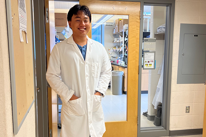 Matt Ebron, a senior human physiology major from New Castle, works as a medical technician at Newark Urgent Care and conducts research in Assistant Professor of Biological Sciences Justin Parreno’s lab. 